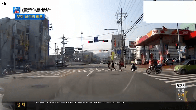 훅가는 운전자.gif | 인스티즈