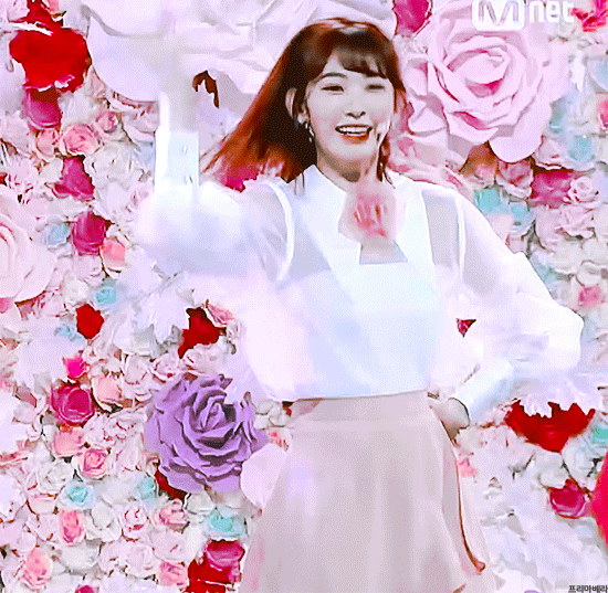 프로듀스48 10화 사쿠라 움짤.gif | 인스티즈