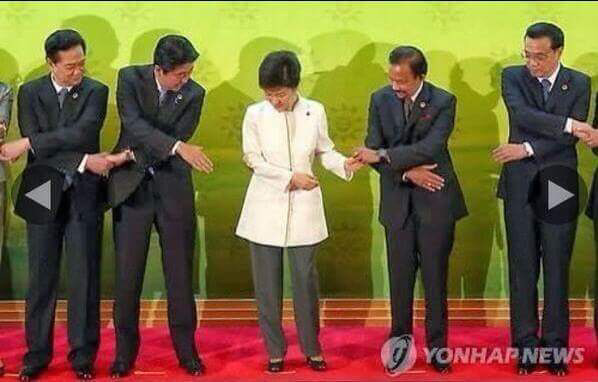 쉽게만 살아가면 재미없어 | 인스티즈