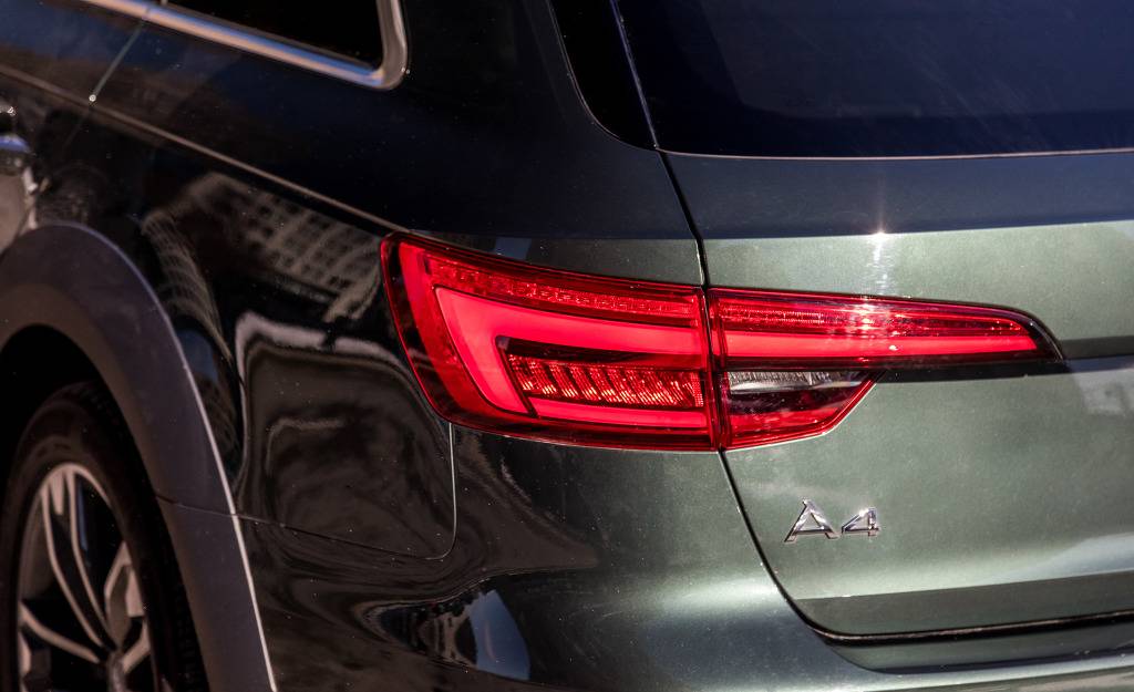 2017 아우디 A4 올로드 콰트로 [데이터주의] | 인스티즈