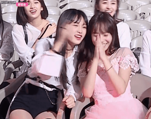 프듀48 10화에서도 같이 있는 최예나 조유리.gif | 인스티즈