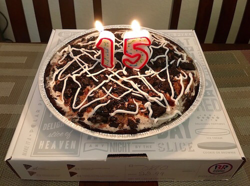 베라 미국매장에서 파는 아이스크림피자 | 인스티즈