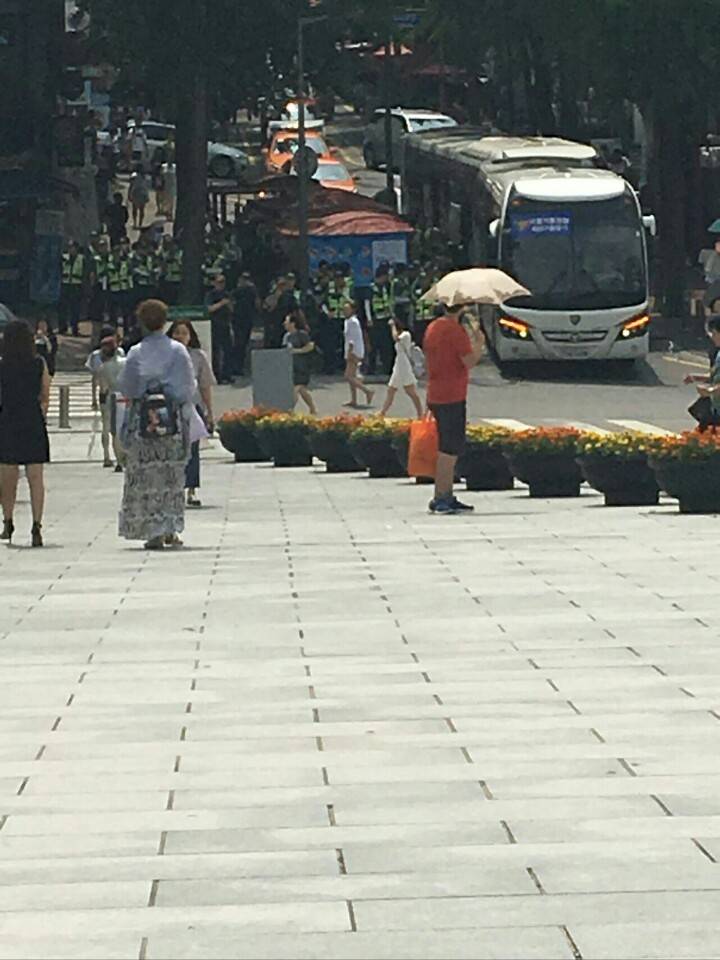 이화여대 재학생과 동문들 이틀째 점거농성 | 인스티즈