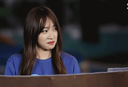 또 막내 몸매 감상하는 하니.gif | 인스티즈