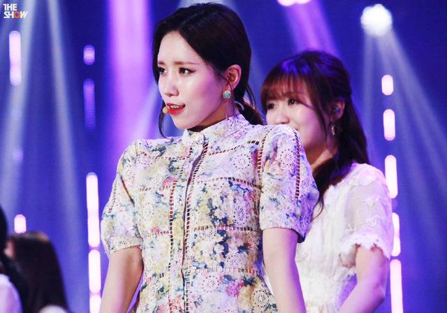 [러블리즈] 더블 1955버거 먹고 와서 명은이 | 인스티즈