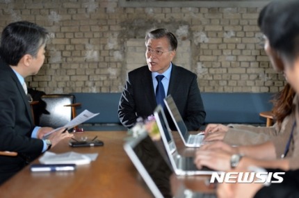 문재인 전 대표 인터뷰 | 인스티즈