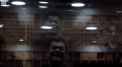 모니터에서 끼부리는 최애를 보는 내 표정 | 인스티즈