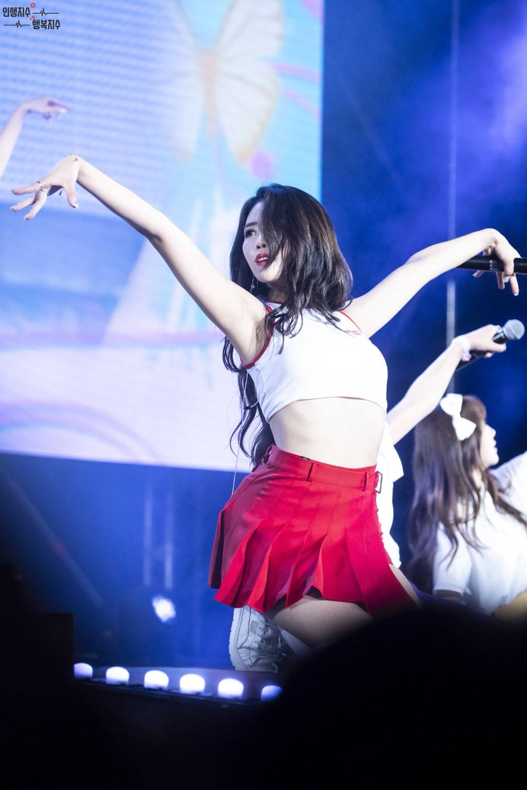 [러블리즈] 아침 밥도 먹었으니 양치질 하러 갈거라서 미주 | 인스티즈