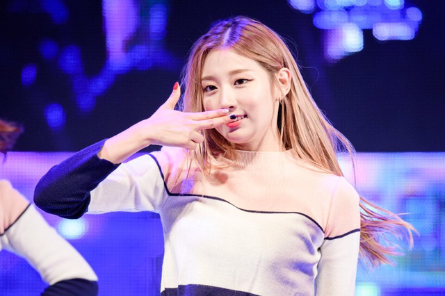 닭갈비 먹은 후에 보는 예인이 | 인스티즈