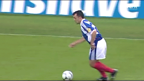 양국 국민들 심장마비 직전까지 갔던 레전드 유로 경기.gif | 인스티즈