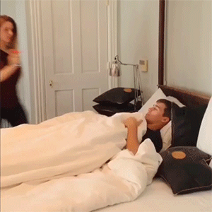 사랑하는 남편 깨우기 | 인스티즈