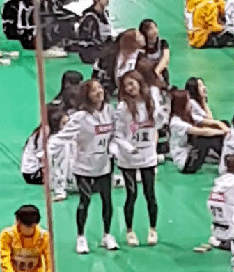 아육대와서 마냥 좋은 트와이스 사나,지효 ㅋㅋㅋㅋㅋ | 인스티즈