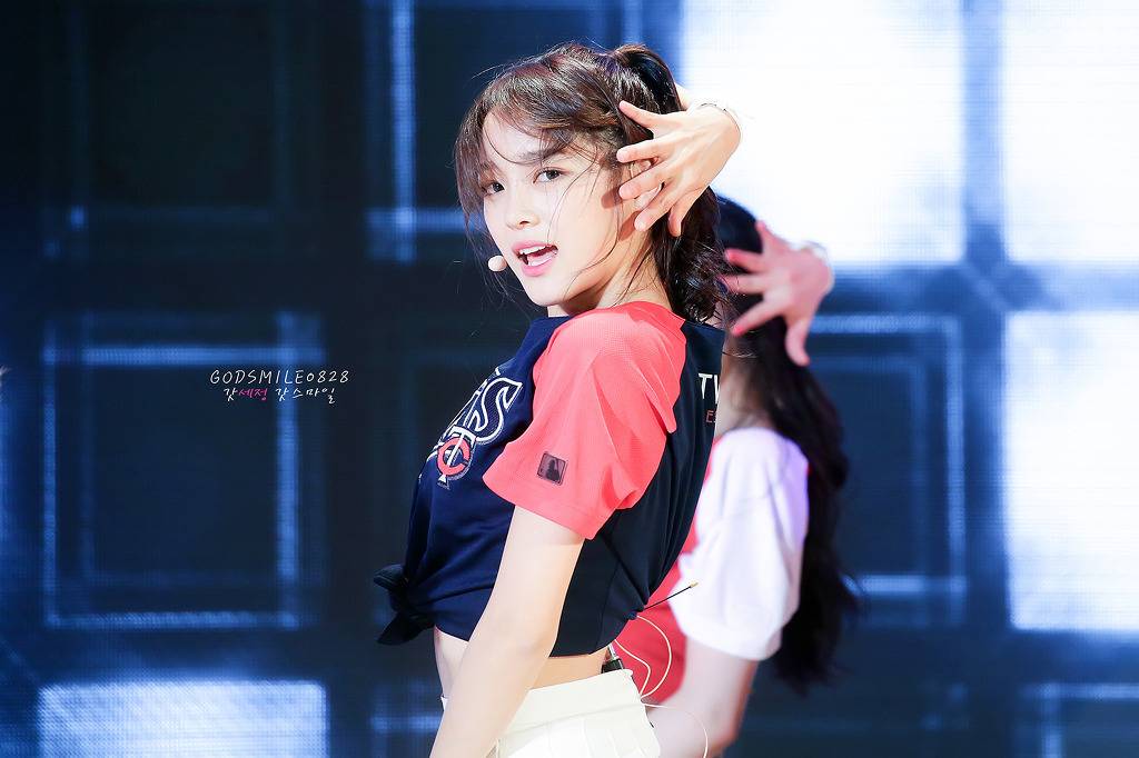 아이오아이 김세정 직찍.jpg | 인스티즈