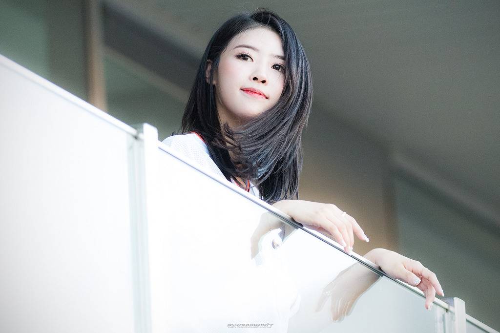 [러블리즈] 아침 밥도 먹었으니 양치질 하러 갈거라서 미주 | 인스티즈