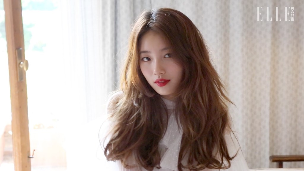 수지는 그냥 아무 사진이나 올려도 다 이쁘네 | 인스티즈