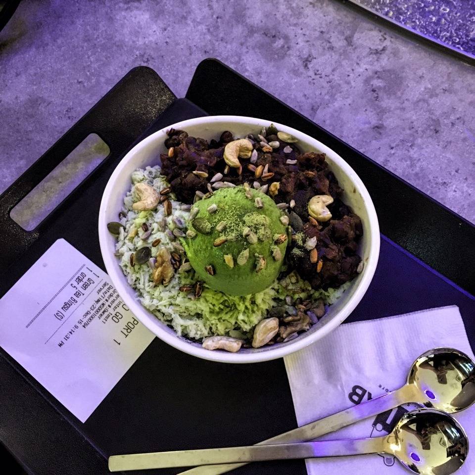 신정환이 싱가폴에 오픈한 아이스크림 가게 | 인스티즈