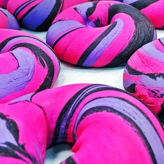 뉴욕에 파는 레인보우 베이글 | 인스티즈