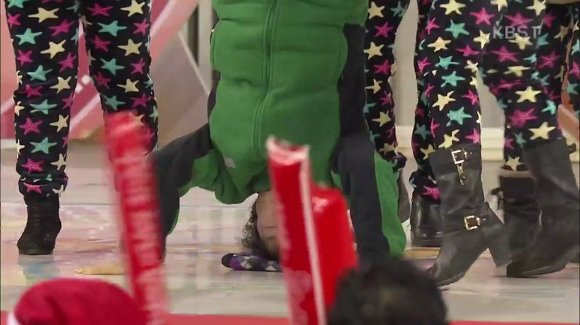 전국노래자랑의 흔한 무대 퍼포먼스 | 인스티즈