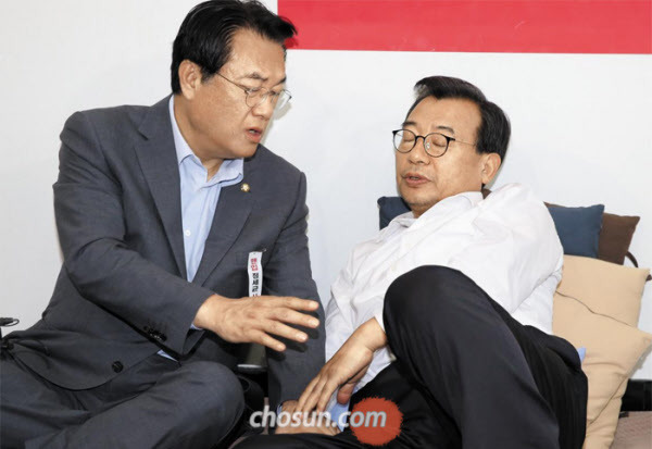 국정감사를 막을려고 몸무림쳤던 그의 눈물 어린 충정 | 인스티즈