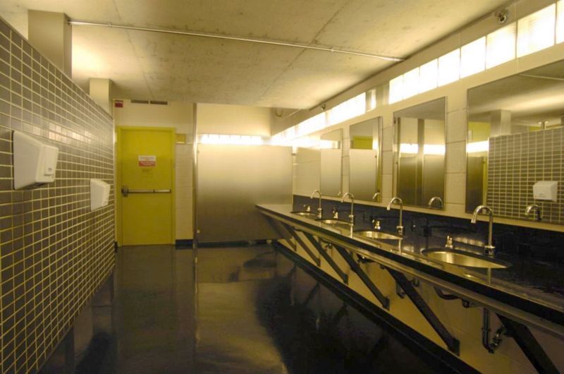 한국 여행 온 외국인들이 충격받는 한국의 화장실 문화.jpg | 인스티즈