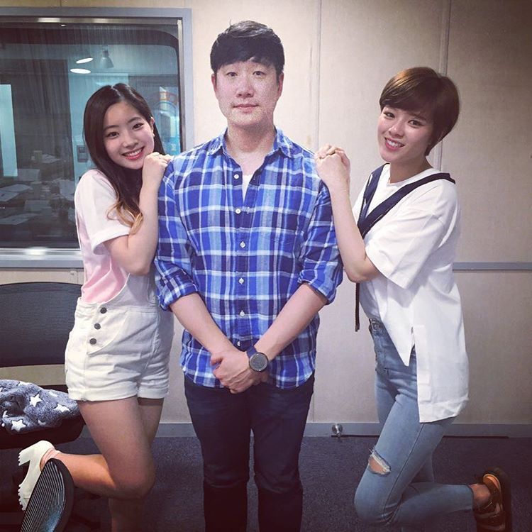 여자아이돌 사이에서 인기탑이라는 아나운서 .jpg | 인스티즈