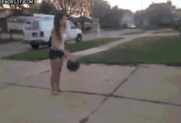 천조국 사람들한테 공을 주면 생기는일 | 인스티즈