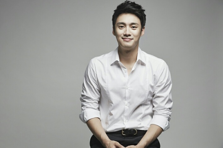 한국 방송 역사상 가장 잘생겼던 아나운서 | 인스티즈