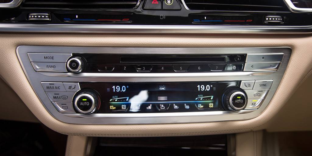 2016 BMW 750Li | 인스티즈