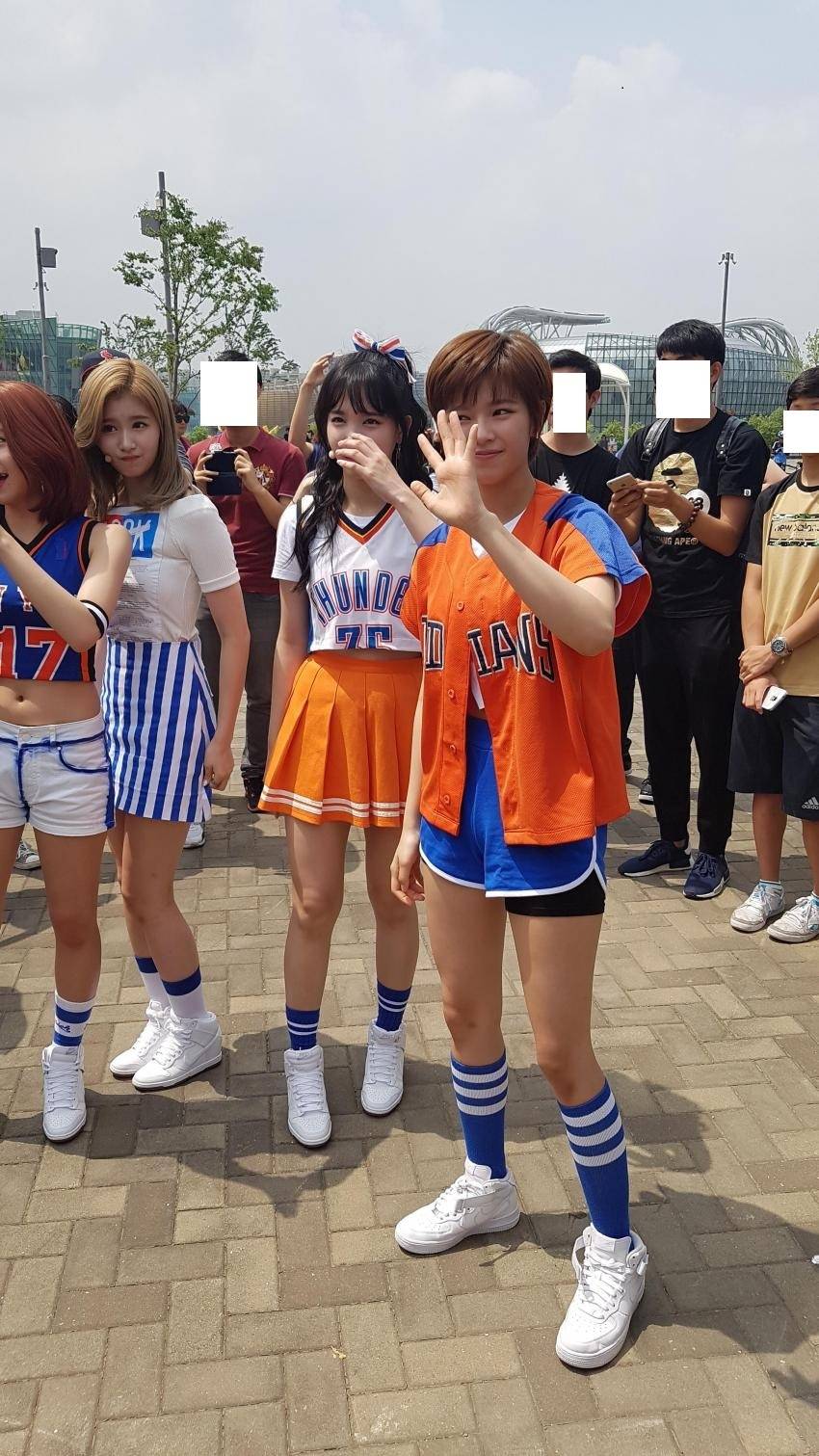 트와이스 뮤직뱅크 사전녹화 현장 | 인스티즈