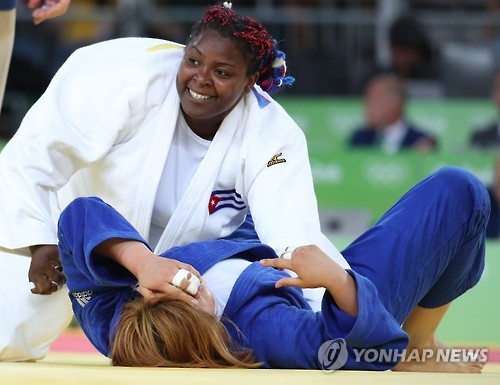 유도 8강에서 아쉽게 탈락한 김민정 | 인스티즈
