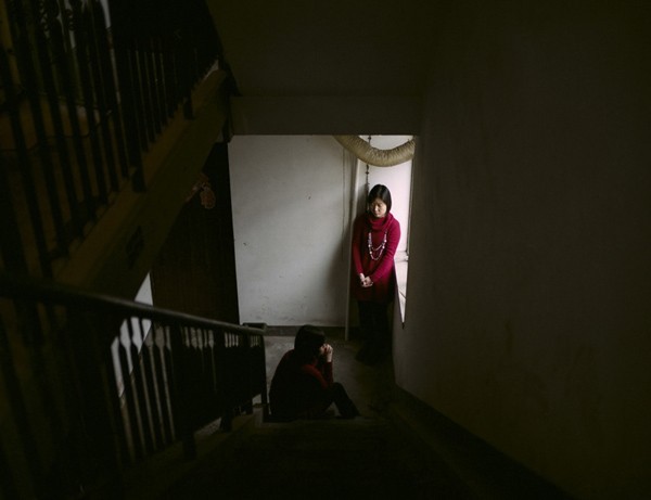 중국의 한 자녀 정책으로 인한 외로움을 담아낸 사진작가 . jpg | 인스티즈