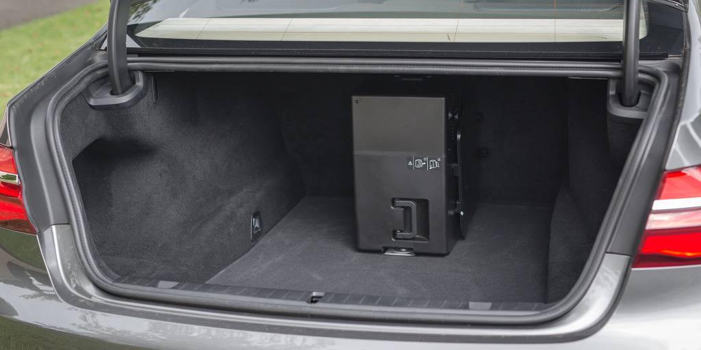 2016 BMW 750Li | 인스티즈