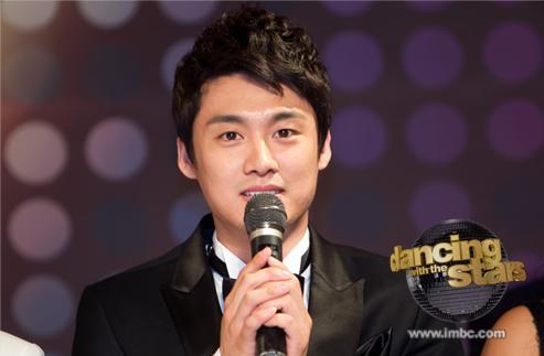 한국 방송 역사상 가장 잘생겼던 아나운서 | 인스티즈