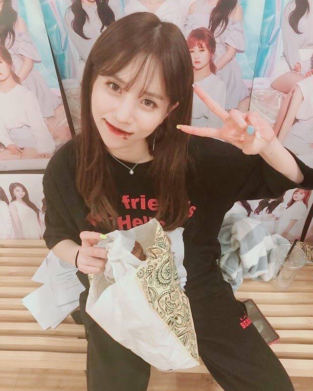 [러블리즈] 뒷덜미가 저리는 기분이라서 명은이 | 인스티즈