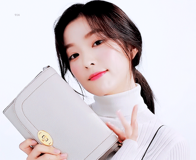 헤지스 모델 아이린.gif | 인스티즈