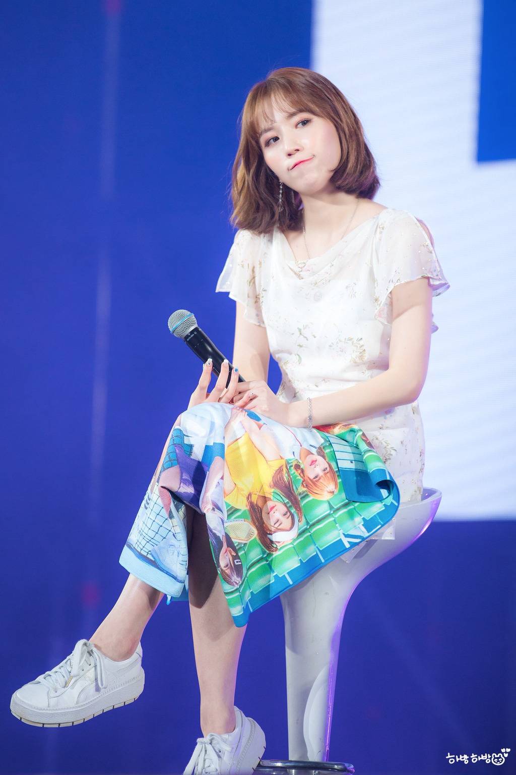 [러블리즈] 뒷덜미가 저리는 기분이라서 명은이 | 인스티즈