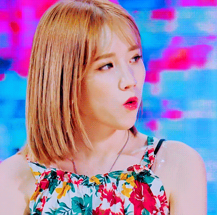 [러블리즈] 뒷덜미가 저리는 기분이라서 명은이 | 인스티즈