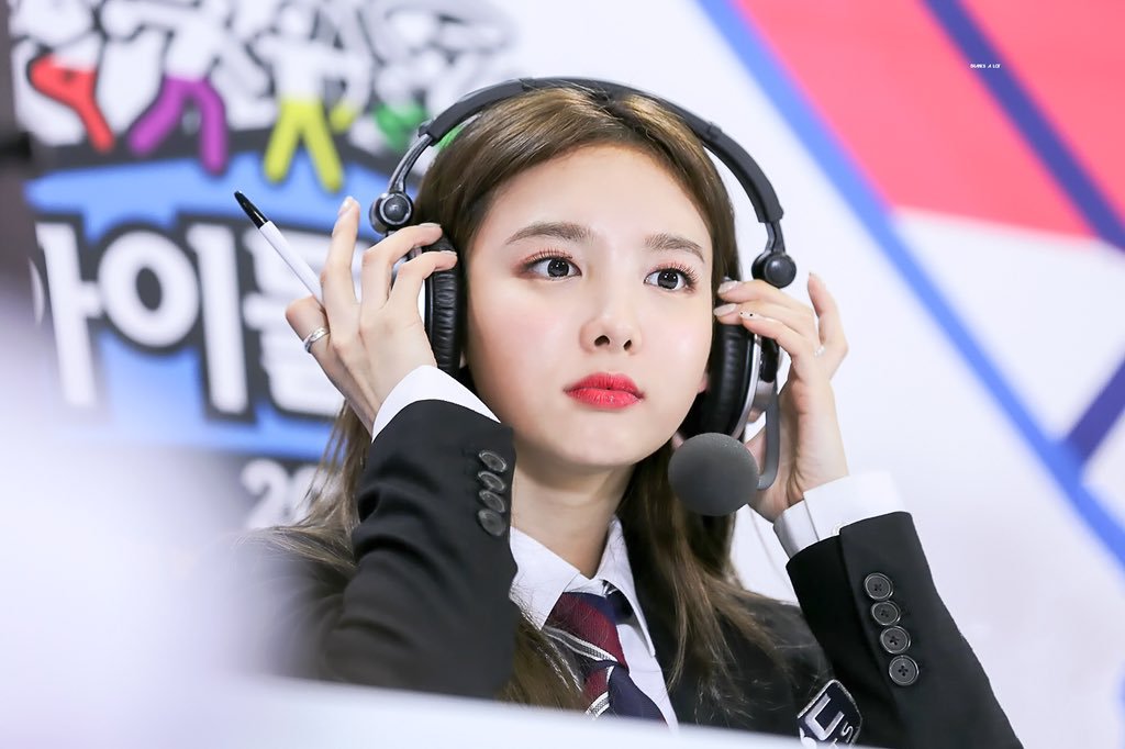 뭘 먹을때마다 레전드 찍는 나연이 ㅋㅋㅋ.jpgif | 인스티즈