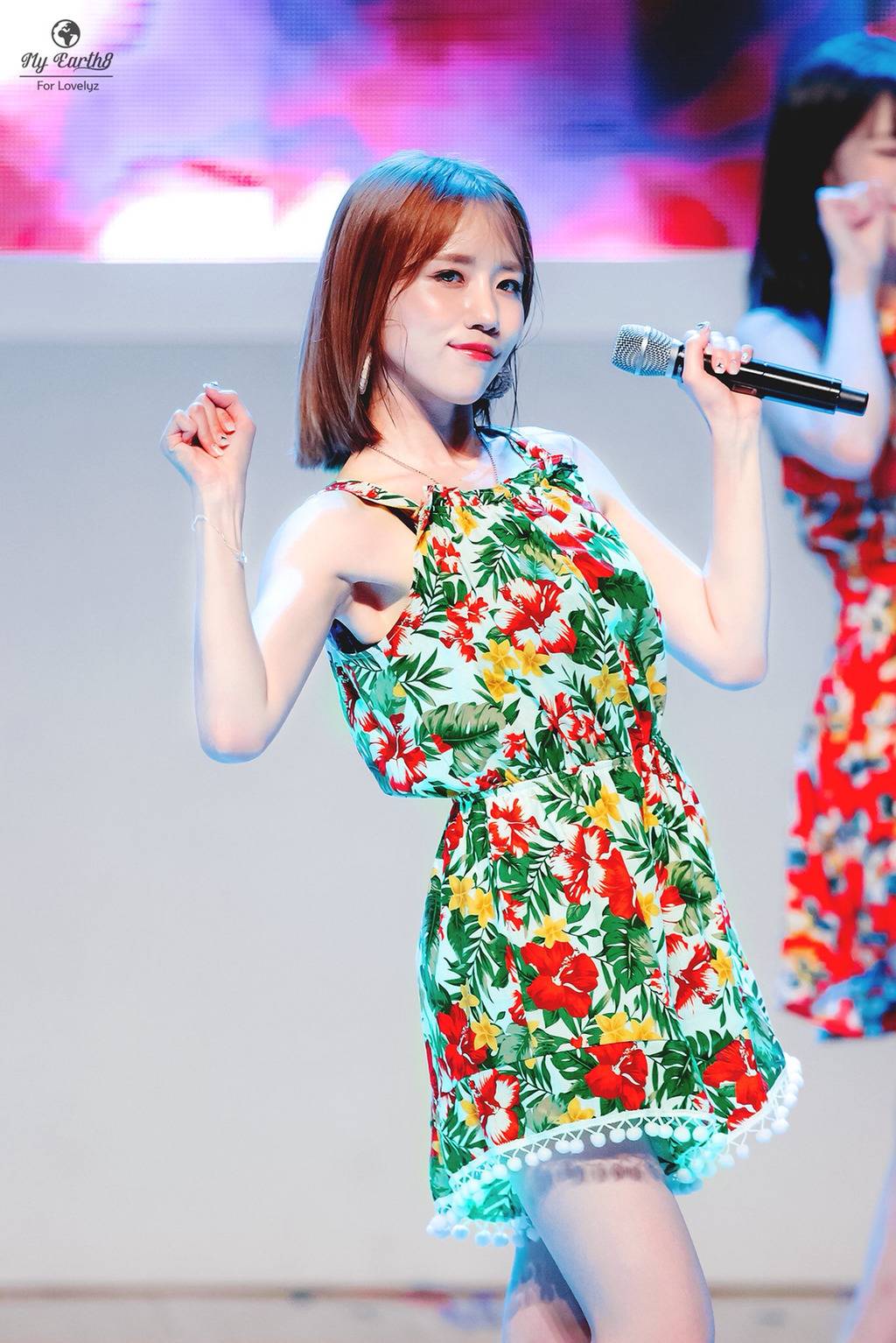 [러블리즈] 뒷덜미가 저리는 기분이라서 명은이 | 인스티즈