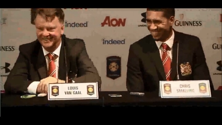 봐도봐도 웃긴 반할의 마이크 스몰링 | 인스티즈