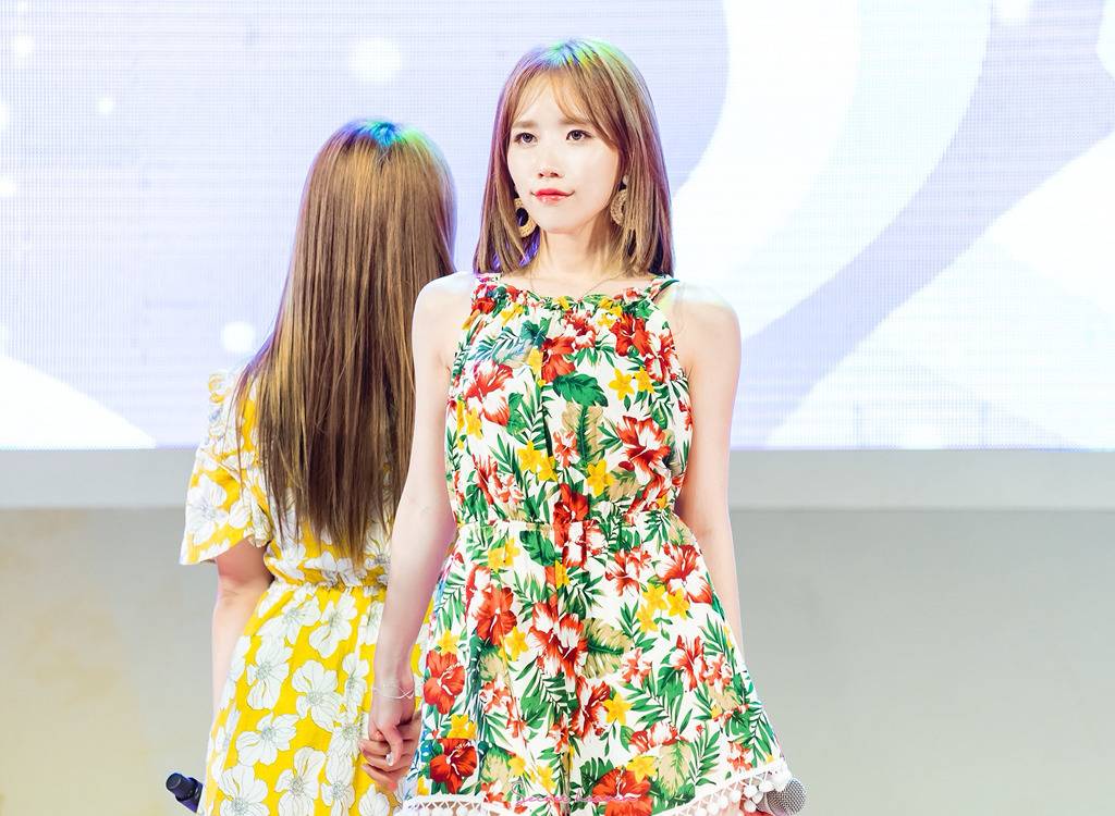 [러블리즈] 뒷덜미가 저리는 기분이라서 명은이 | 인스티즈