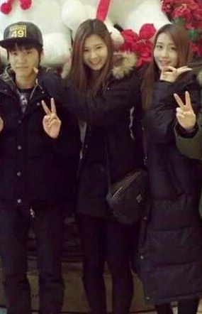 트와이스 사나가 남자아이돌에게 갑자기 달려간 이유 | 인스티즈