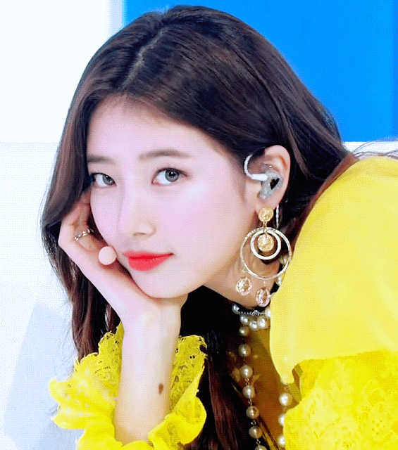 무대에 선지 벌써 반년이 지나버린 여자연예인 | 인스티즈