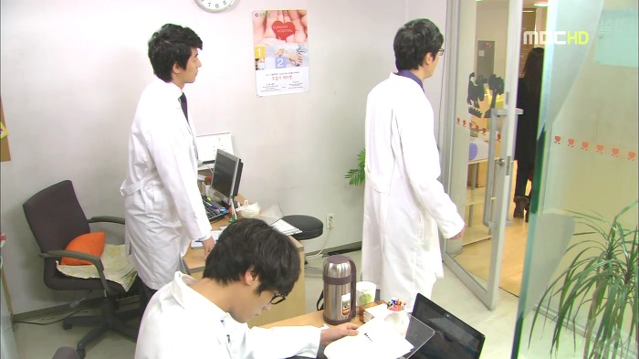 남녀 3명이 삼각관계가 되면 흔히 발생하는 일.jpg | 인스티즈