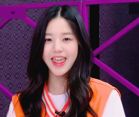 만 13세의 나이로 프로그램을 휘젓고 다니는 아이돌 연습생.gif | 인스티즈