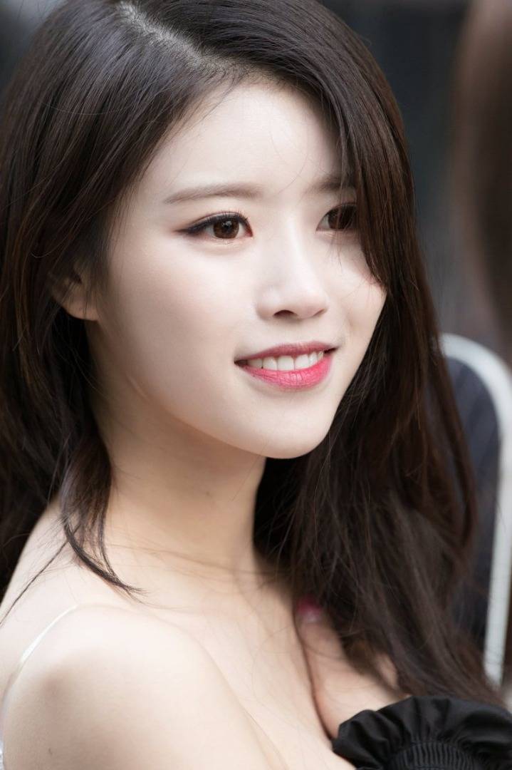 [러블리즈] 선배가 일맡기고 정작 본인은 덕질하러 가서 미주 | 인스티즈