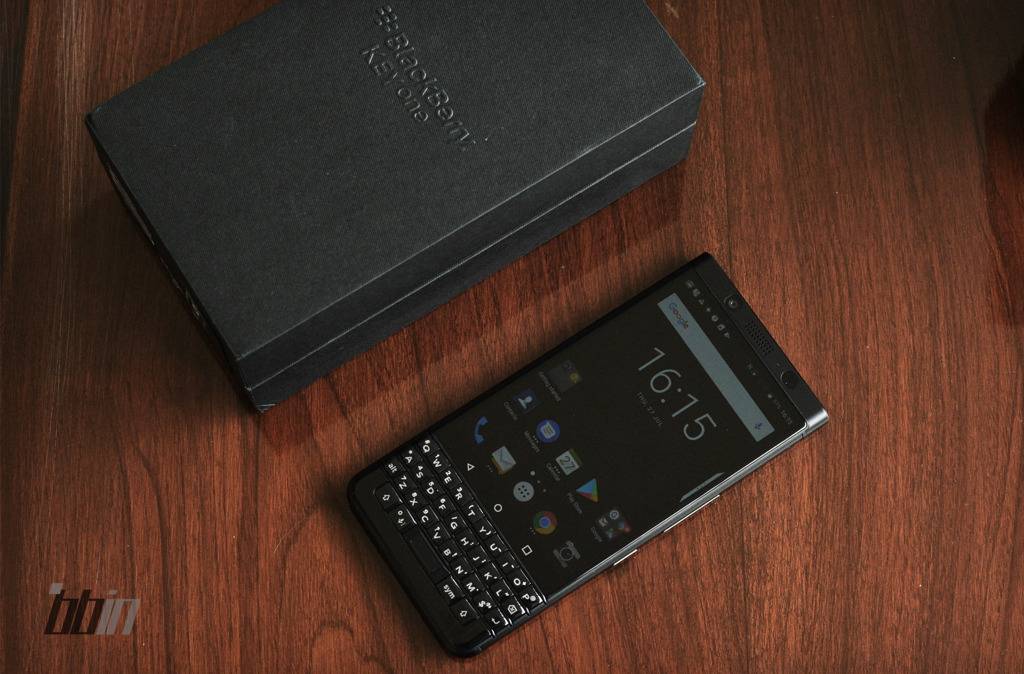 호불호 많이 갈리는 블랙베리 스마트폰 디자인.jpg | 인스티즈