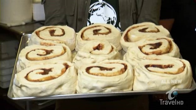 쓸 데 없이 큰 시나몬 롤 만들기 | 인스티즈