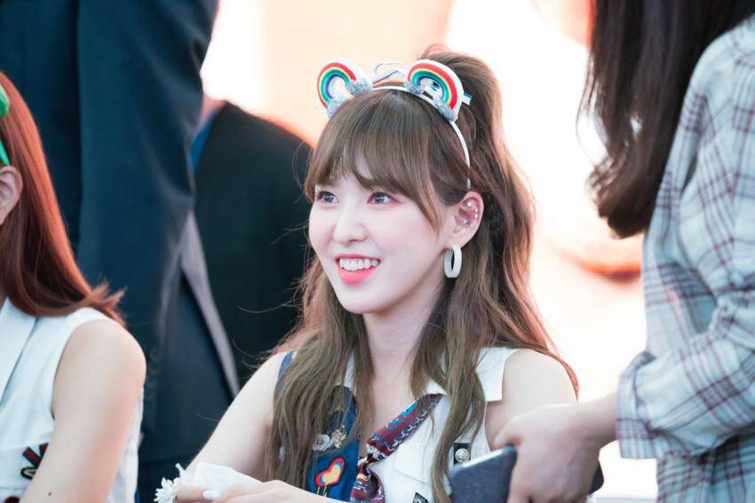 [레드벨벳] 금요일 아침이라서 웬디 | 인스티즈