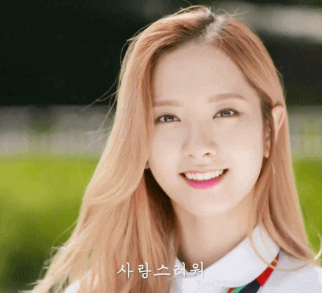 우주소녀 보나 금발머리 시절.gif | 인스티즈